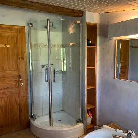 Hof Georgenhoehe 아파트 뤼헨